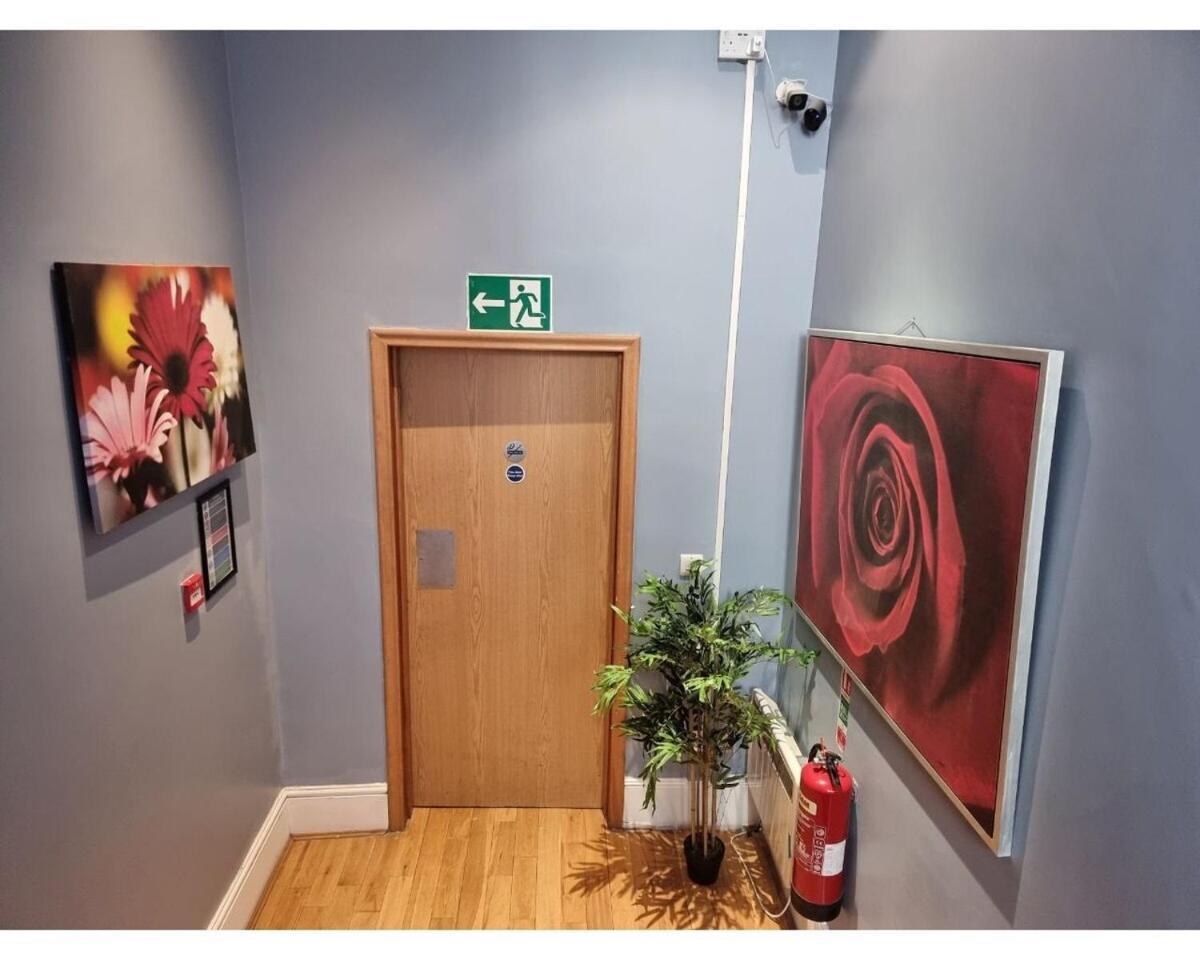F302-3Rd Floor Studio For 2 Near Hyde Park Londra Exterior foto